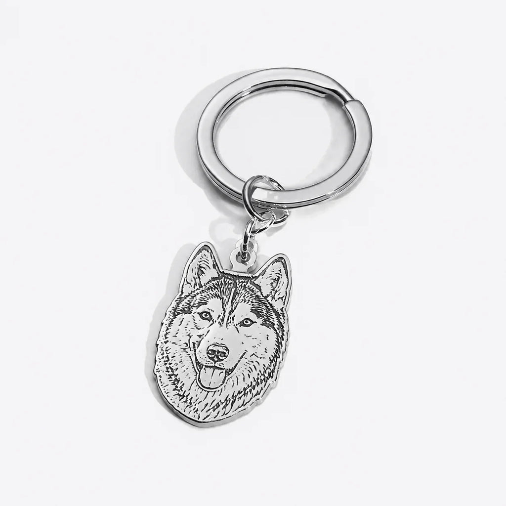 Custom pet silhouette keychain shaped from pet photo – product detail 3 – Treuespur