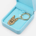 Custom pet silhouette keychain shaped from pet photo – product detail 5 – Treuespur