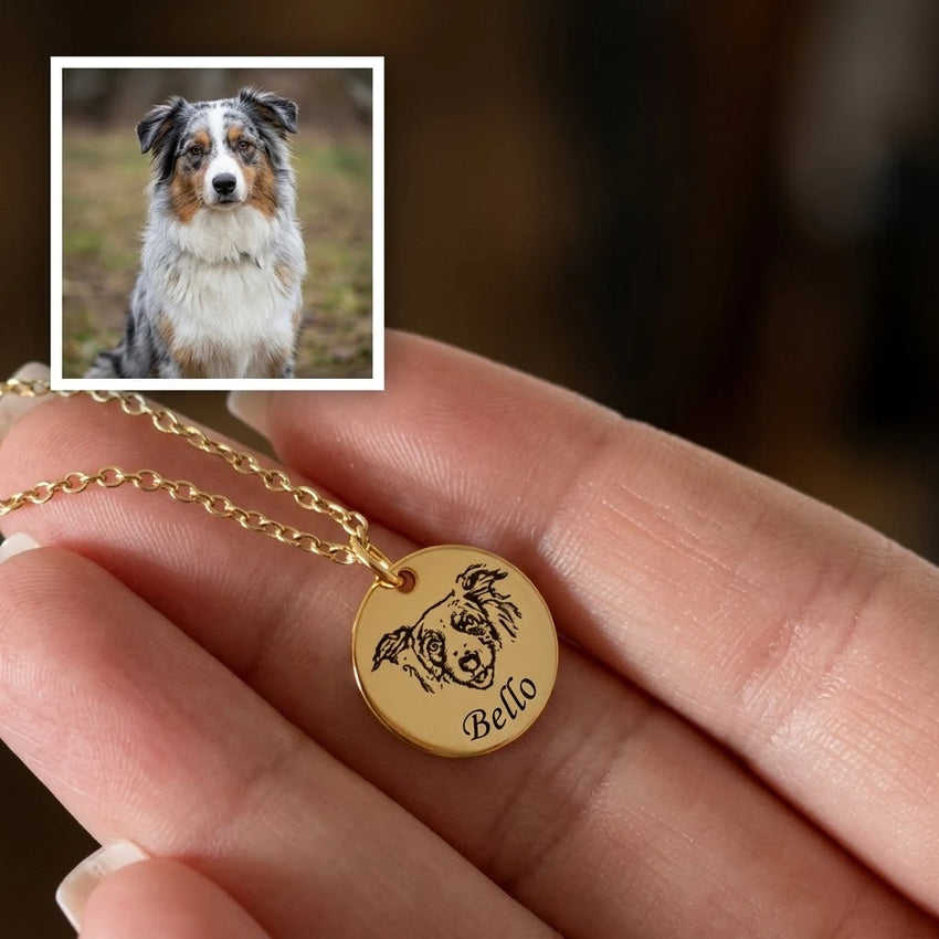 Bello pet photo and personalized engraving on a gold necklace